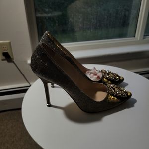 manolo blahnik hangisi